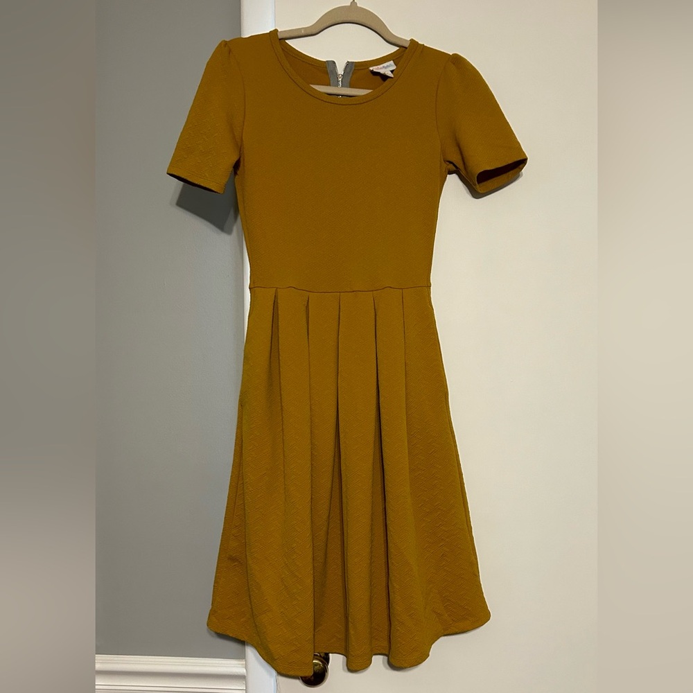 Women’s dress